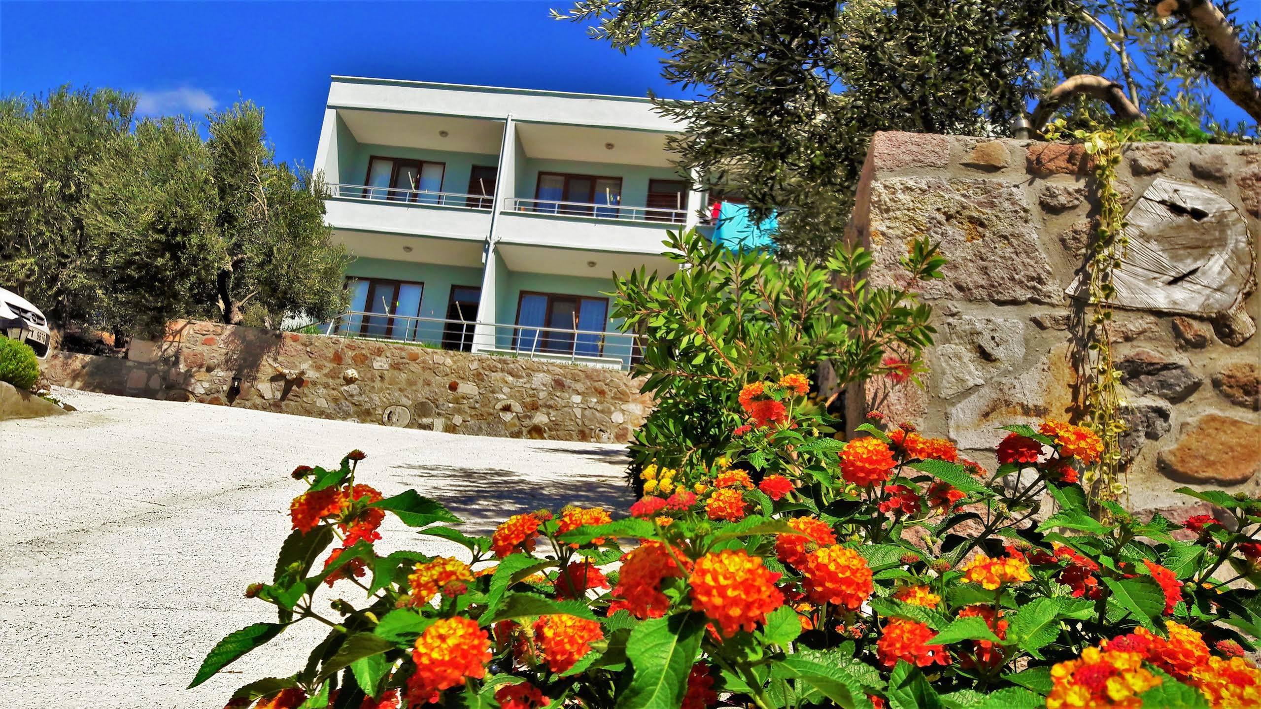 Nazan Motel & Restaurant & Beach Assos Exterior photo